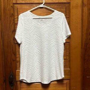 Allison Daily White textured blouse size Large